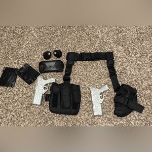 Lora Croft tomb, raider costume accessories